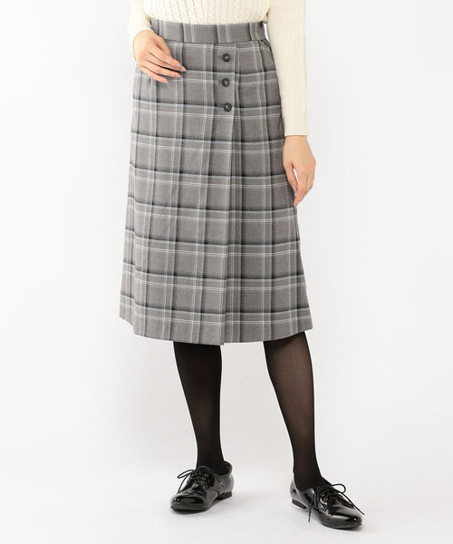 Petit Honfleur(プチオンフルール)の「ボタン使いチェックスカート(スカート・レディース・ネイビー/グレー・61/64/67)」の2枚目の写真