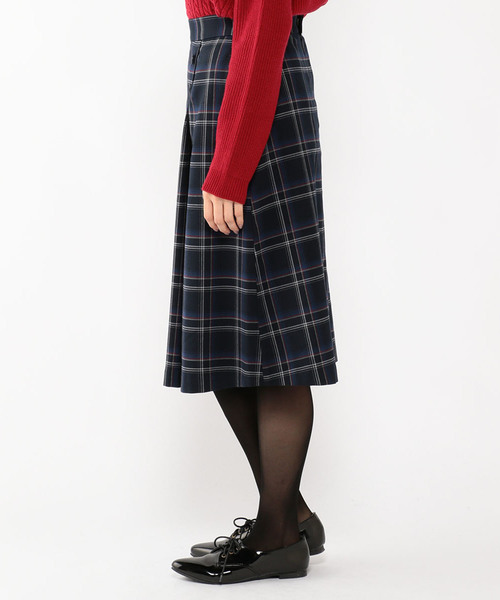 Petit Honfleur(プチオンフルール)の「ボタン使いチェックスカート(スカート・レディース・ネイビー/グレー・61/64/67)」の9枚目の写真