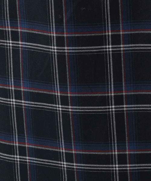 Petit Honfleur(プチオンフルール)の「ボタン使いチェックスカート(スカート・レディース・ネイビー/グレー・61/64/67)」の12枚目の写真