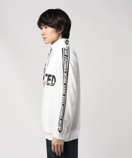 STYLEBLOCK（スタイルブロック）の「袖プリントビッグシルエットハーフジップアップトレーナー（スウェット・メンズ・オフホワイト/ブラック・M/L）」の3枚目の写真