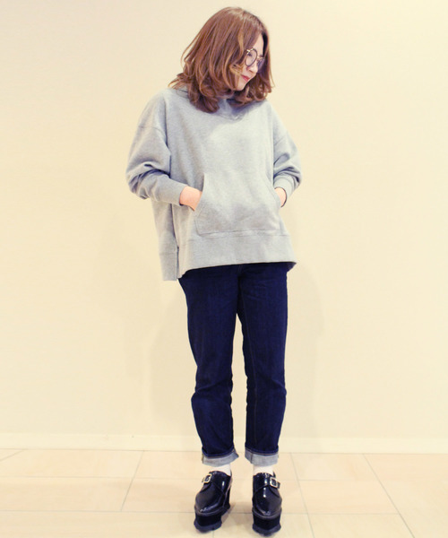 Petit Honfleur（プチオンフルール）の「裏毛ワイドパーカー（Tシャツ/カットソー・レディース・グレー/チャコールグレー・M size/L size）」の6枚目の写真