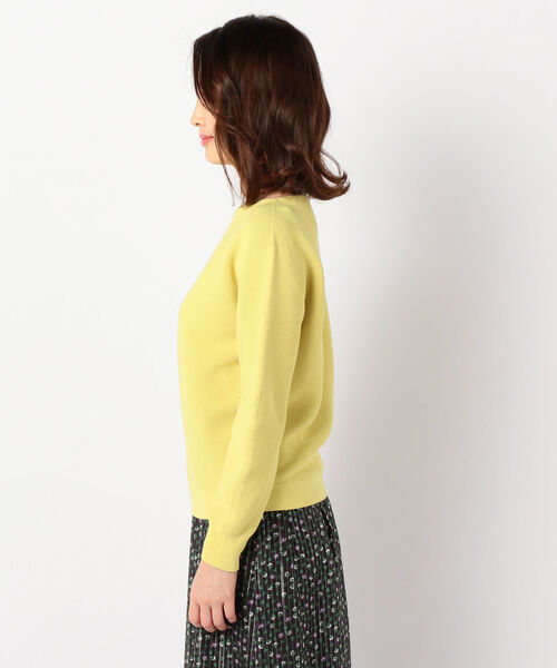 NOLLEY’S（ノーリーズ）の「ボートネックホールガーメントプルオーバーニット（ニット/セーター・レディース・ベージュ/オフホワイト/イエロー/ラベンダー・38）」の6枚目の写真