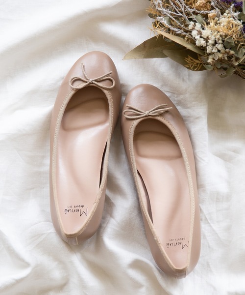 menue(メヌエ)の「スイートフィット ラウンドトゥ バレエシューズ(バレエシューズ・レディース・グレイッシュベージュ/レッド/ピンク/ブラック/レオパード/ブルー/イエロー/グリーン/ブラック系その他/ベージュ系その他/グリーン系その他/ブラック系その他3/その他/ブラウン/チャコール/ライトグレー/スモークピンク/マスタード/ブラック系その他2/その他1/ガンメタ/パイソン/アニマル/ベージュ/ホワイト系その他/パープル系その他/キャメル/ダークブラウン/ブラック系その他4/ブルー系その他/ラベンダー/アイボリー/シルバー/アッシュグレー/ブラック系その他5/ブラウン系その他・26.5cm/25.5cm/22.5cm/26.0cm/24.0cm/24.5cm/22.0cm/23.0cm/23.5cm/21.5cm/25.0cm)」の16枚目の写真