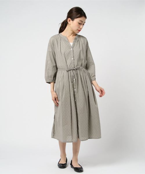 rps（アールピーエス）の「ドビースタンドカラーシャツワンピース（シャツワンピース・レディース・オフホワイト/ダークネイビー/ベージュ・M）」の16枚目の写真