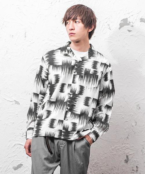 MinoriTY（マイノリティ）の「長袖シャツ/柄オープンカラー（シャツ/ブラウス・メンズ・ホワイト系その他/ブラック系その他/ベージュ系その他/ブルー系その他/レッド系その他/ホワイト系その他2/ホワイト系その他3/ブラック系その他2/ブラック系その他3/ベージュ系その他2/グレー系その他/ブラック系その他4・M/L/XL）」の4枚目の写真