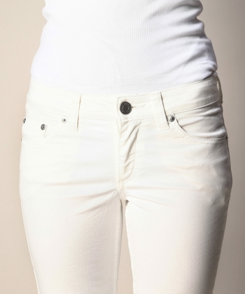 BEAUTY&YOUTH UNITED ARROWS(ビューティーアンドユースユナイテッドアローズ)の「BYBC ツイルスキニー9分丈パンツ 30 ▽◆(その他パンツ・レディース・ホワイト/イエロー/ライトブルー/ブラック/オフホワイト/オリーブ・SMALL/MEDIUM/LARGE)」の12枚目の写真