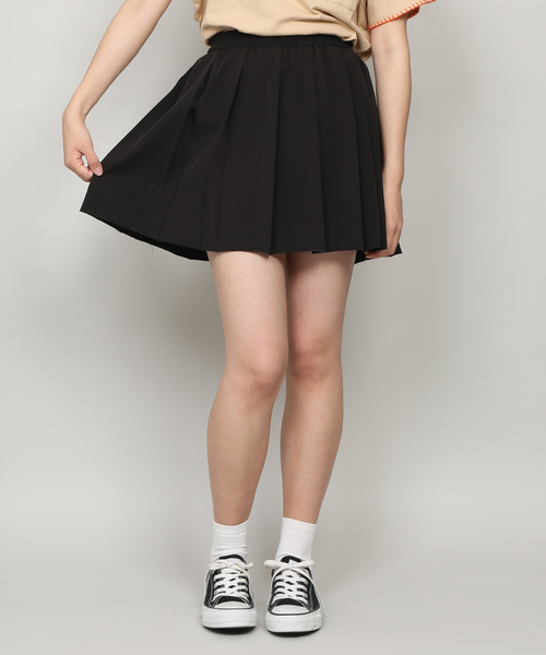 PUNYUS（プニュズ）の「プリーツミニスカート（スカート・レディース・カーキ/オレンジ/ブラック・1/2/3/4）」の7枚目の写真