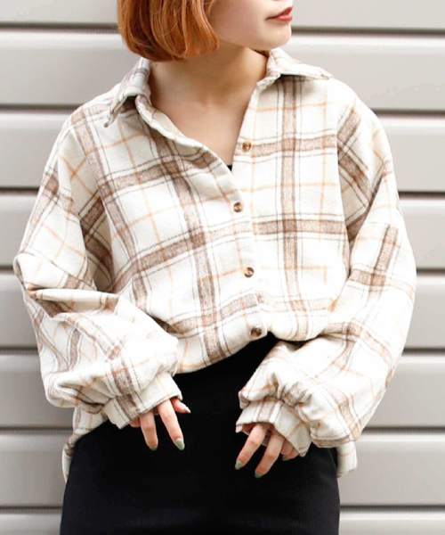 VANNIE U(ヴァニーユー)の「VANNIE U オーバーチェックシャツ(シャツ/ブラウス・レディース・ベージュ/ナチュラル・FREE)」の19枚目の写真