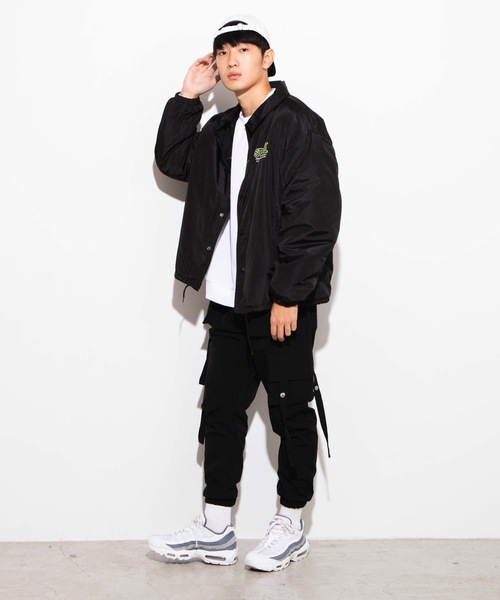 WEGO（ウィゴー）の「WEGO/グラフィックボアコーチジャケット（ブルゾン・メンズ・ブラック/パープル・MEDIUM/LARGE）」の8枚目の写真