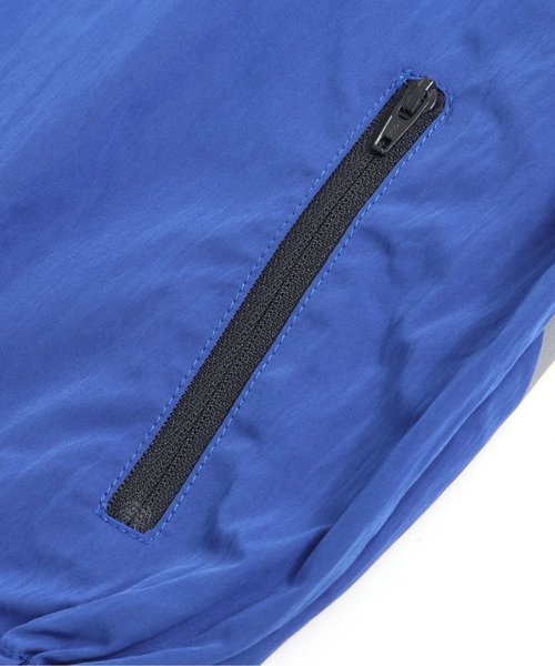 BREEZE（ブリーズ）の「/ソフトシェルウインドパーカー ジュニア（パーカー・キッズ・ブラック/ブルー・LARGE/SMALL/MEDIUM/X-SMALL）」の6枚目の写真