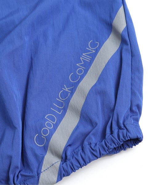 BREEZE（ブリーズ）の「/ソフトシェルウインドパーカー ジュニア（パーカー・キッズ・ブラック/ブルー・LARGE/SMALL/MEDIUM/X-SMALL）」の3枚目の写真