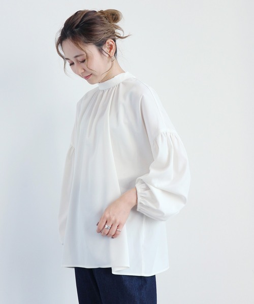 AMERICAN HOLIC（アメリカンホリック）の「バックリボン袖ギャザーブラウス（シャツ/ブラウス・レディース・ブラック/オフホワイト・FREE）」の4枚目の写真