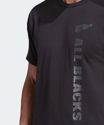 adidas（アディダス）の「オールブラックス サポーター 半袖T