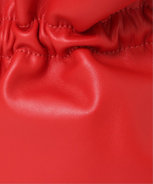 SLOBE IENA（スローブイエナ）の「【MARCO BIANCHINI/マルコ・ビアンキーニ 】巾着ハンドバッグ◆（ハンドバッグ・レディース・ベージュ/レッド・FREE）」の4枚目の写真