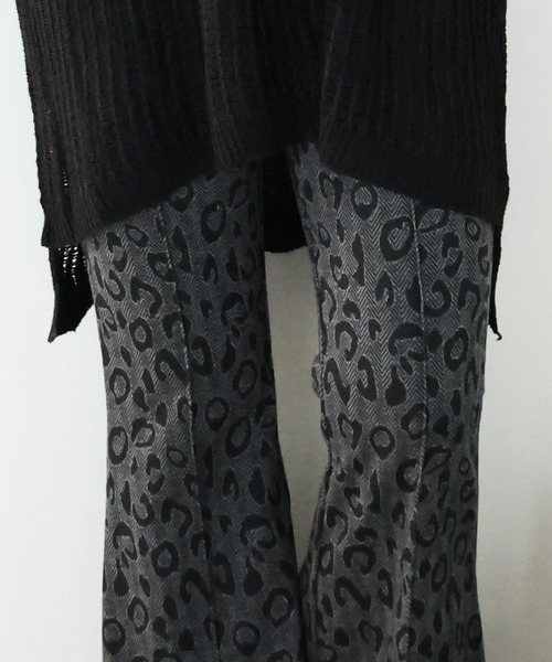ARCANUM DESIGN（アルカナムデザイン）の「ARL ヒョウ柄ジャガードフレアーパンツ（その他パンツ・レディース・ブラック/グレー・S/M）」の9枚目の写真