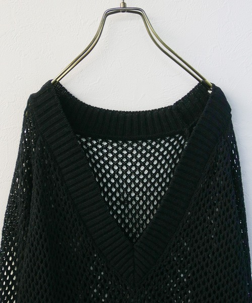 Avvenente（アベネンテ）の「【Avvenente】深Vメッシュニットプルオーバー（ニット/セーター・レディース・オフホワイト/ブラック・M）」の4枚目の写真