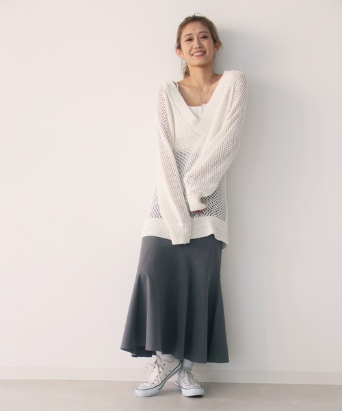 Avvenente（アベネンテ）の「【Avvenente】深Vメッシュニットプルオーバー（ニット/セーター・レディース・オフホワイト/ブラック・M）」の21枚目の写真