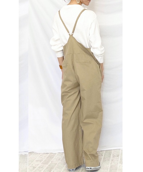She's Closet(シーズクローゼット)の「リネンコットン深Vネックオールインワンサロペット(サロペット/オーバーオール・レディース・ブラック/サンドベージュ/ナチュラル/モカ・FREE)」の21枚目の写真