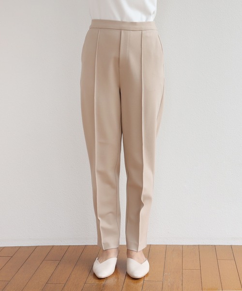 andme(アンドミー)の「ストレッチポンチテーパードパンツ(スラックス・レディース・ブラック/ライトブラウン/ライトベージュ・M/L)」の7枚目の写真