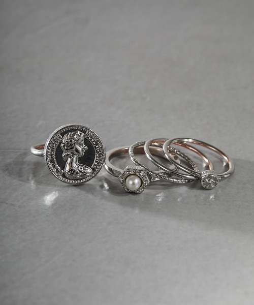 Chico（チコ）の「コインリング5点セット（リング・レディース・シルバー/ゴールド・FREE）」の9枚目の写真