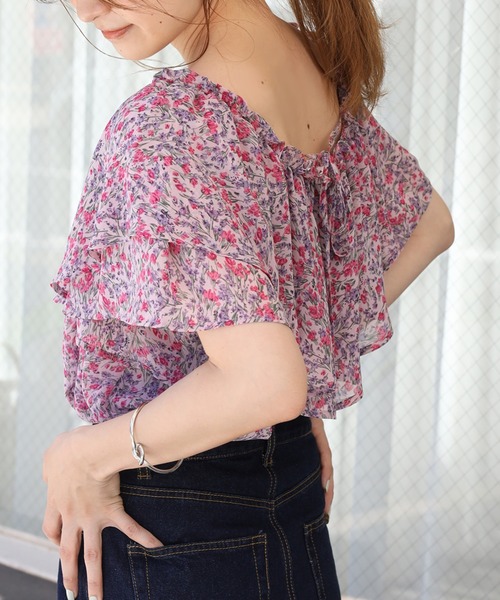 one after another NICE CLAUP（ワンアフターアナザーナイスクラップ）の「フリルボリュームブラウス（シャツ/ブラウス・レディース・グレー/オフホワイト/ラベンダー/ホワイト系その他/ピンク系その他・FREE）」の5枚目の写真