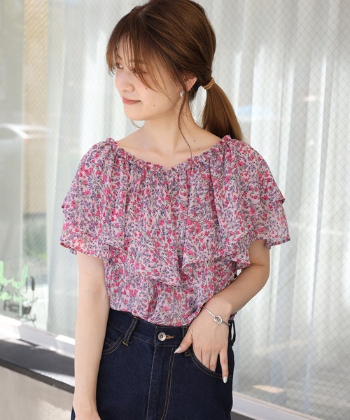 one after another NICE CLAUP（ワンアフターアナザーナイスクラップ）の「フリルボリュームブラウス（シャツ/ブラウス・レディース・グレー/オフホワイト/ラベンダー/ホワイト系その他/ピンク系その他・FREE）」の6枚目の写真