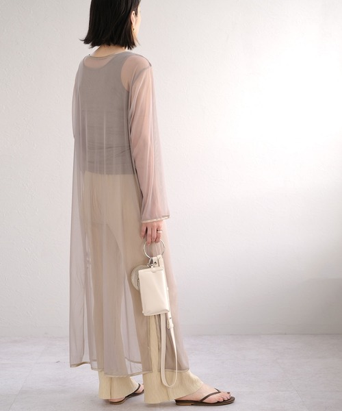 ANDJ(アンドジェイ)の「リングハンドショルダーポーチバッグ(ショルダーバッグ・レディース・ブラック/オレンジ/アイボリー/ブルーグレー・M)」の11枚目の写真