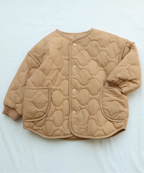 apres les cours（アプレレクール）の「WEB限定 ゆったりシルエットのキルティングアウター（ダウンジャケット/コート・キッズ・グレー/ベージュ/キャメル/カーキ・90/140/80/110/130/120/100）」の13枚目の写真