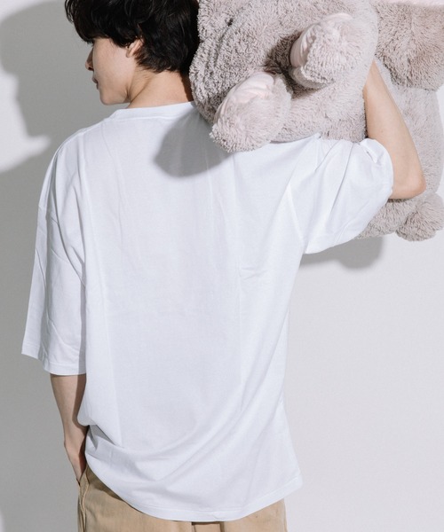 FRUIT OF THE LOOM(フルーツオブザルーム)の「ワッペン付Tシャツ / ワンポイント / ユニセックス(Tシャツ/カットソー・レディース・ブラック/ホワイト・XL/L/M)」の5枚目の写真