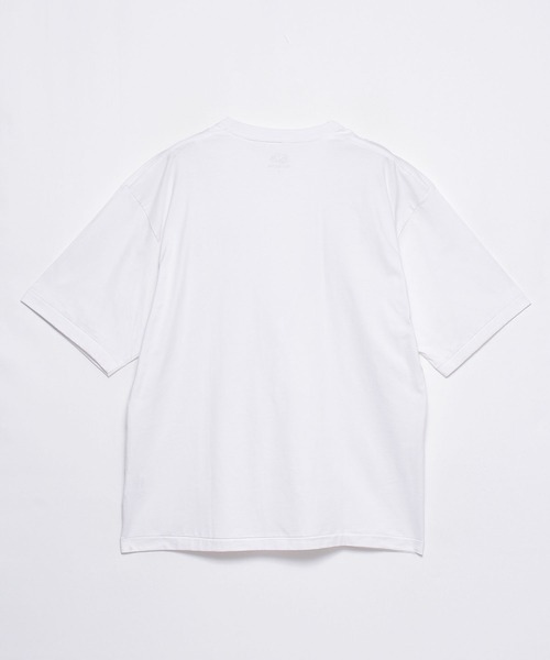 FRUIT OF THE LOOM(フルーツオブザルーム)の「ワッペン付Tシャツ / ワンポイント / ユニセックス(Tシャツ/カットソー・レディース・ブラック/ホワイト・XL/L/M)」の15枚目の写真