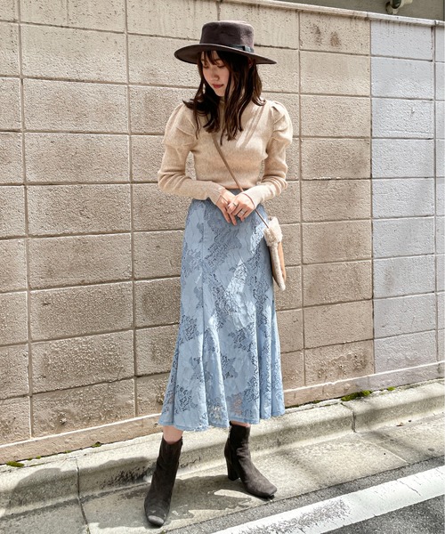 EPIMI E'PIMMY(エピミエピミー)の「ボトルネックパワショルリブニット(ニット/セーター・レディース・オレンジ/ブラック/オフホワイト/ベージュ・MEDIUM)」の12枚目の写真