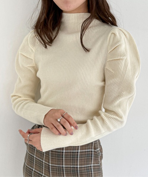 EPIMI E'PIMMY(エピミエピミー)の「ボトルネックパワショルリブニット(ニット/セーター・レディース・オレンジ/ブラック/オフホワイト/ベージュ・MEDIUM)」の16枚目の写真