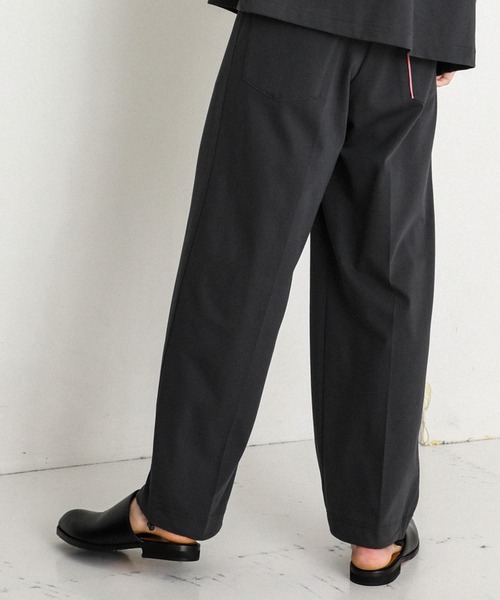 NEONSIGN(ネオンサイン)の「WIDE SLACKS(スラックス・メンズ・ブラック/グレー/ダークグレー・44/42)」の1枚目の写真