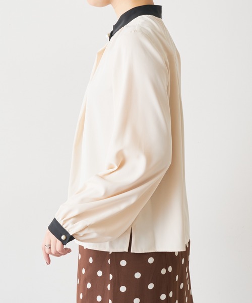 natural couture（ナチュラルクチュール）の「【大好評リバイバルアイテム】プチプラパールポイントバイカラーブラウス（シャツ/ブラウス・レディース・モカ/ブルー/アイボリー/ピンク/オフホワイト・FREE）」の21枚目の写真