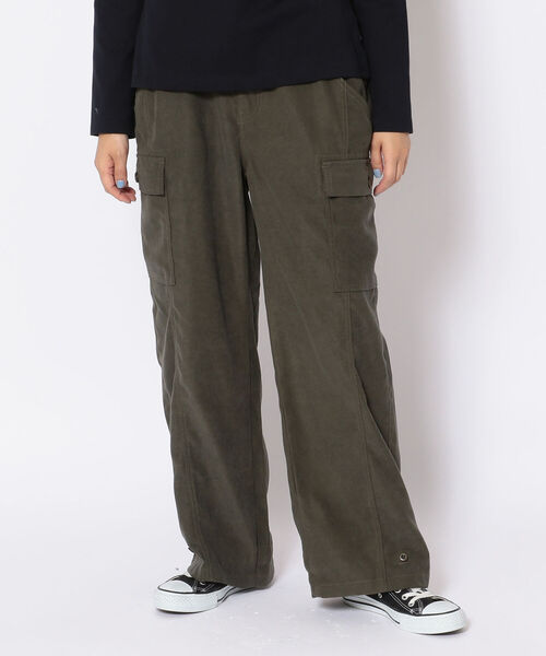 AVIREX（アヴィレックス）の「【直営店限定】ボーイフレンドカーゴパンツ/ BOYFRIEND CARGO PANTS（カーゴパンツ・レディース・ピンク/オリーブ/ブラック・SMALL/MEDIUM）」の3枚目の写真