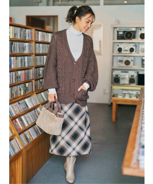 SHOO・LA・RUE（シューラルー）の「◆エコファー＆テープ仕切りトート（トートバッグ・レディース・ベージュ/サンドベージュ/ナチュラル/ピンク系9・00）」の9枚目の写真