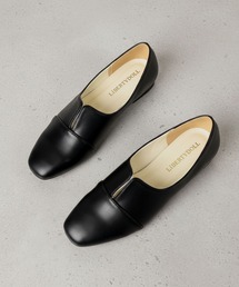 LibertyDoll（リバティードール）の「LibertyDoll スクエアトゥセンターセパレートフラットパンプス（パンプス）」