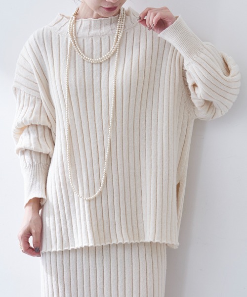 COLLAGE GALLARDAGALANTE（コラージュガリャルダガランテ）の「女性らしさ満点のリブニットセットアップ（セットアップ・レディース・オフホワイト/ミント・FREE）」の3枚目の写真