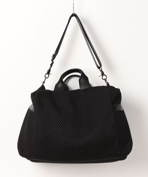 Q(キュー)の「3wayメッシュバッグ(バックパック/リュック・レディース・ブラック/グレイッシュベージュ・ONE SIZE)」の2枚目の写真