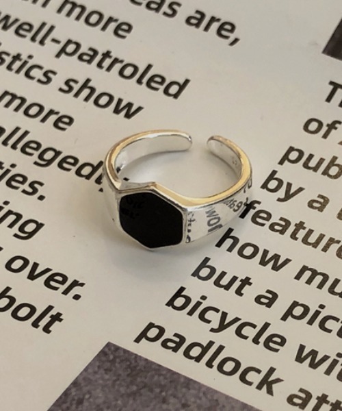 MGV（エムジーヴィー）の「ユニセックスブラックリング（リング・メンズ・A/B・FREE）」の7枚目の写真