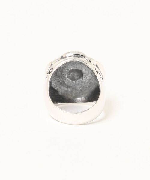 Vivienne Westwood（ヴィヴィアンウエストウッド）の「6404015H TUDOR ROSE RING（リング・レディース・シルバー/ゴールド・M/XS/S/L）」の3枚目の写真
