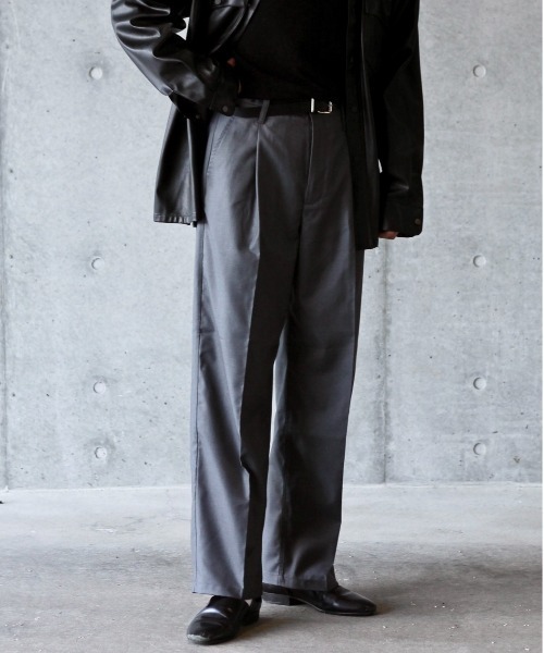 y/m by れぽすけ（イムバイレポスケ）の「センタープレスストレートスラックス（スラックス・メンズ・ベージュ/グレー・MEDIUM/LARGE）」の12枚目の写真