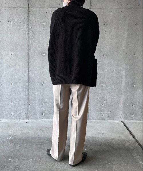 y/m by れぽすけ（イムバイレポスケ）の「センタープレスストレートスラックス（スラックス・メンズ・ベージュ/グレー・MEDIUM/LARGE）」の13枚目の写真