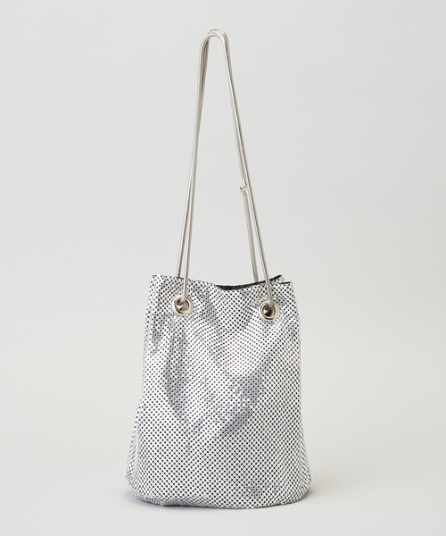 WHO'S WHO gallery（フーズフーギャラリー）の「ショルダーバッグ（ショルダーバッグ・レディース・シルバー・FREE）」の5枚目の写真