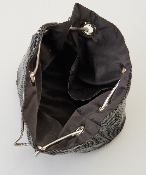 WHO'S WHO gallery（フーズフーギャラリー）の「ショルダーバッグ（ショルダーバッグ・レディース・シルバー・FREE）」の8枚目の写真