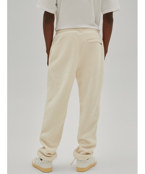 Guess（ゲス）の「GUESS Originals Logo Jogger Pants（スウェットパンツ・メンズ・ブラック/ホワイト・SMALL/MEDIUM/LARGE/X-LARGE）」の4枚目の写真