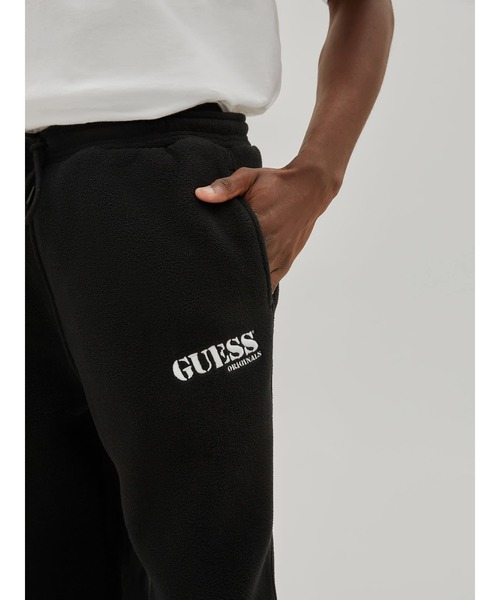 Guess（ゲス）の「GUESS Originals Logo Jogger Pants（スウェットパンツ・メンズ・ブラック/ホワイト・SMALL/MEDIUM/LARGE/X-LARGE）」の11枚目の写真