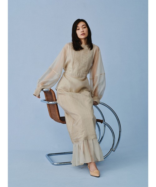 Ray BEAMS（レイビームス）の「RBS / シアー ピンタック タイト スカート（スカート・レディース・ブラック/ベージュ・0/1）」の16枚目の写真