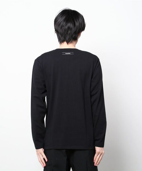 TRAP/U (トラップユー)の「フロント ボックスプリント コットン 天竺 ロングTシャツ(Tシャツ/カットソー・メンズ・ホワイト/パープル系その他/ブラック・L/M)」の12枚目の写真