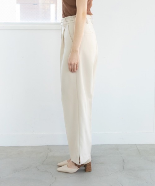 RANDA(ランダ)の「センタープレスセミワイドパンツ(その他パンツ・レディース・ピンク/アイボリー・1/0)」の3枚目の写真